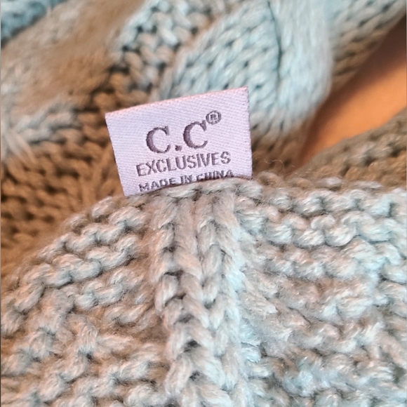 C.C infinity scarf color Mint - Picture 7 of 8
